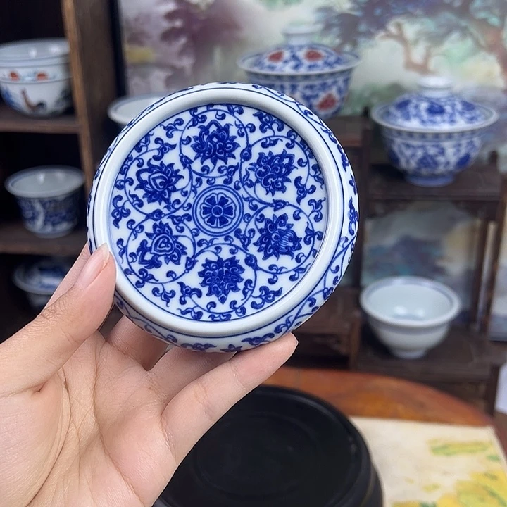 杯子陶青花缠枝莲盖置