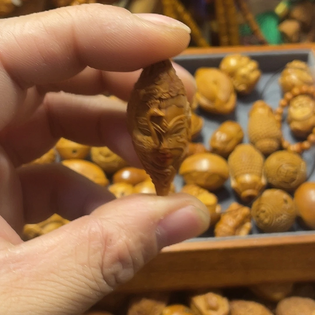 橄榄核手串/手链楼兰美女566