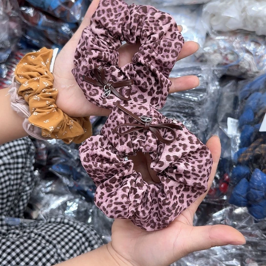 非金属布艺J08粉色豹纹肠圈2个