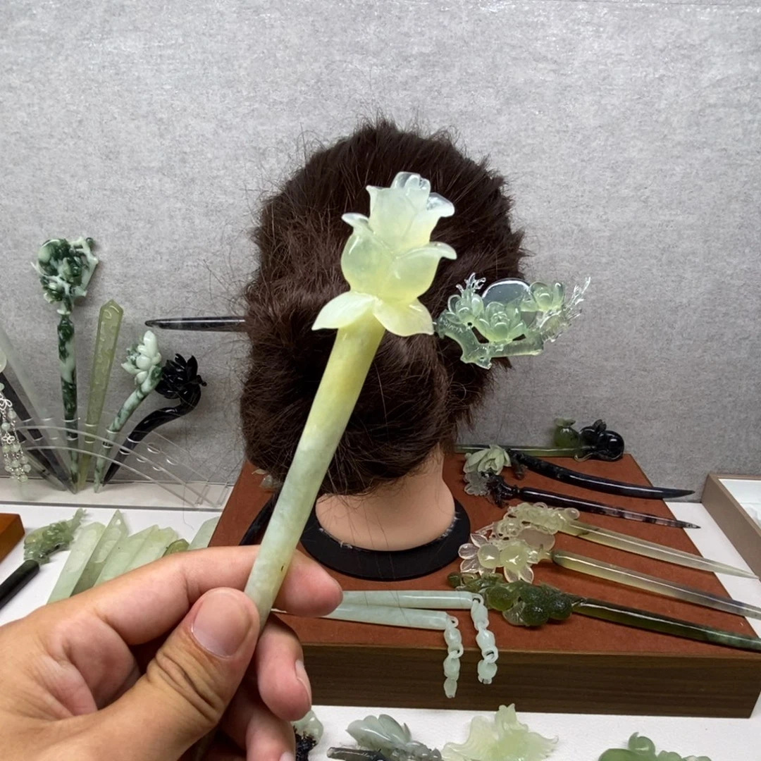 蛇纹石玉未镶嵌发簪