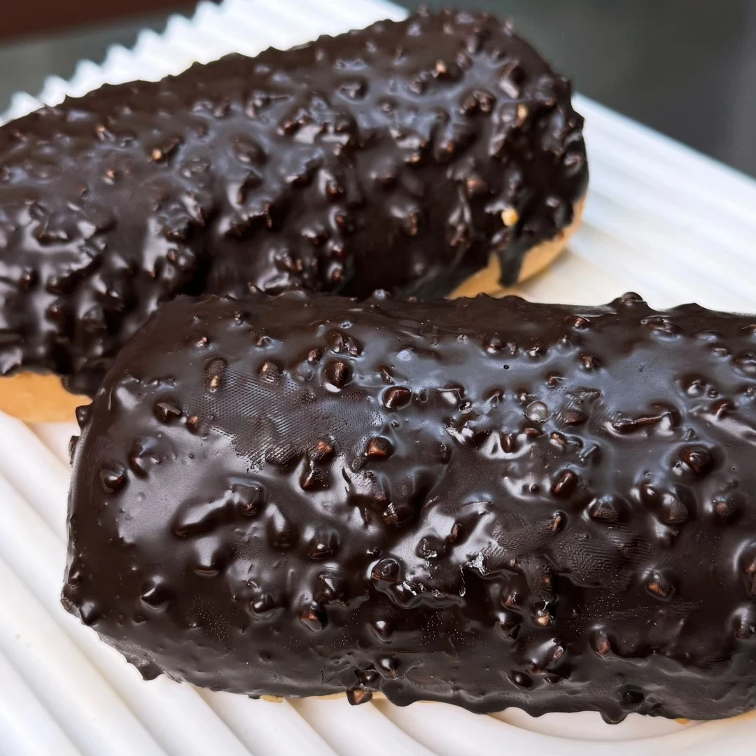 热销推荐休闲零食面包早餐巧克力味一整箱批发