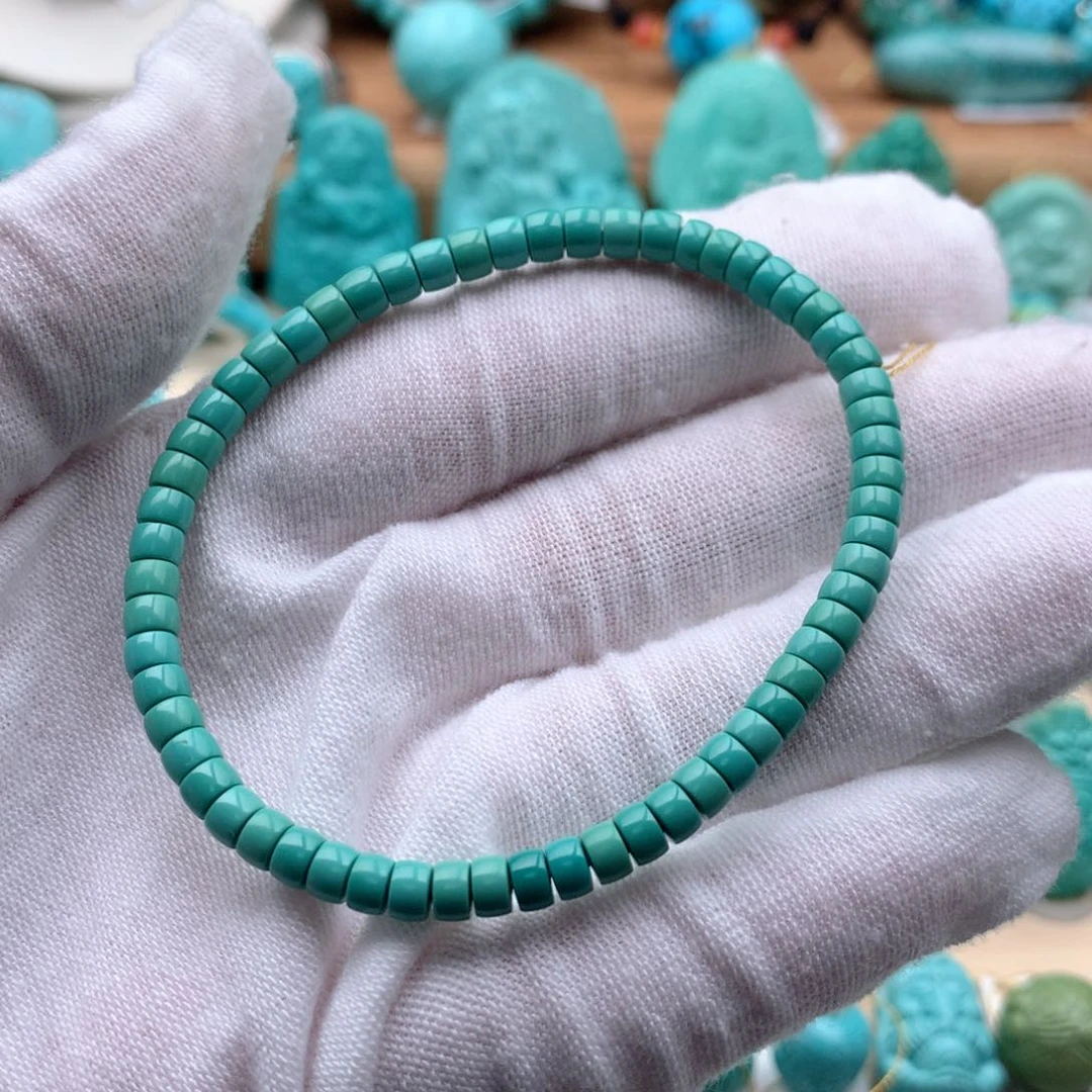 绿松石颈饰未镶嵌