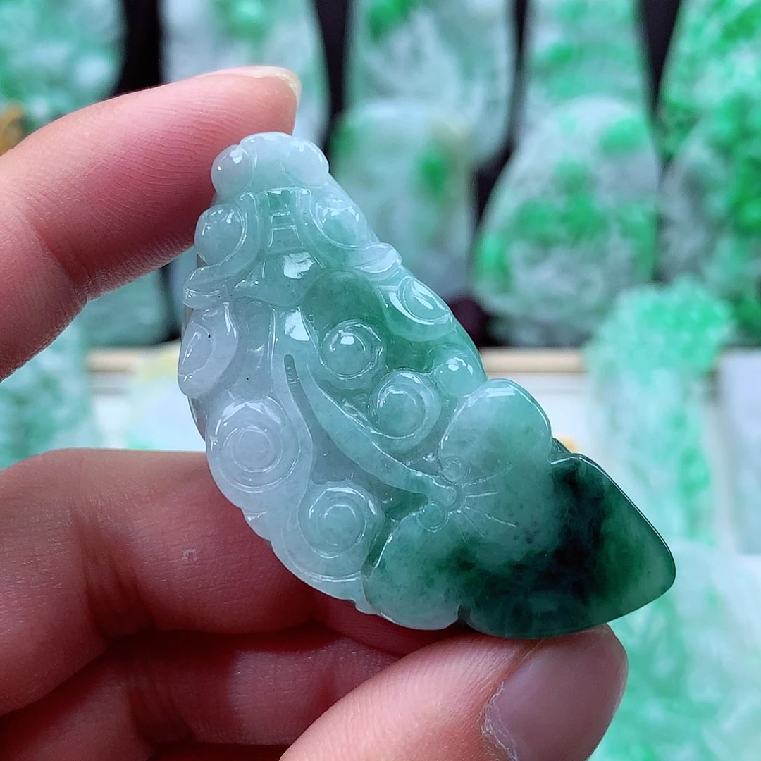 翡翠未镶嵌颈饰翡翠吊坠