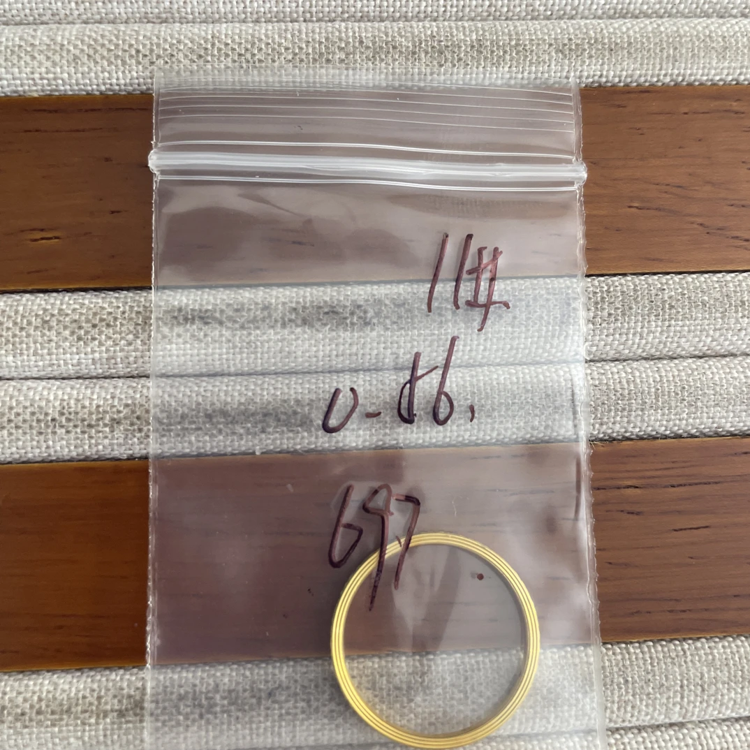 克重0.56 11号 碎冰冰戒指 足金999