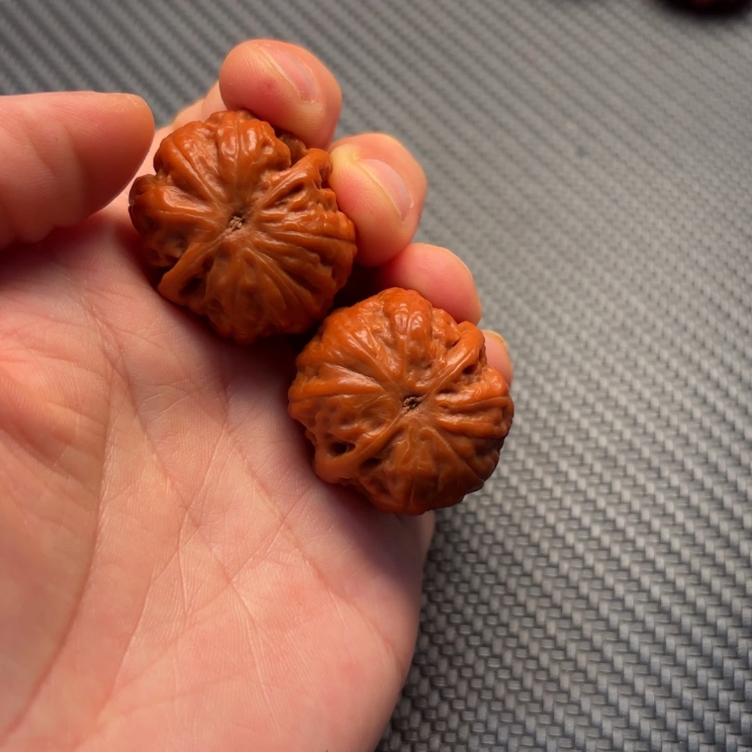 宇***鼬文玩核桃吊坠哈哈哈哈