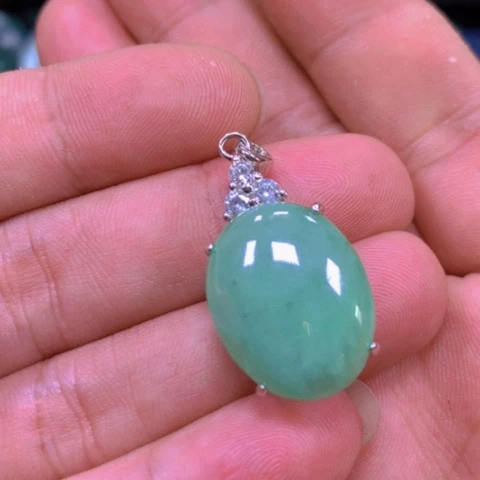 【闪购商品】翡翠颈饰未镶嵌翡翠