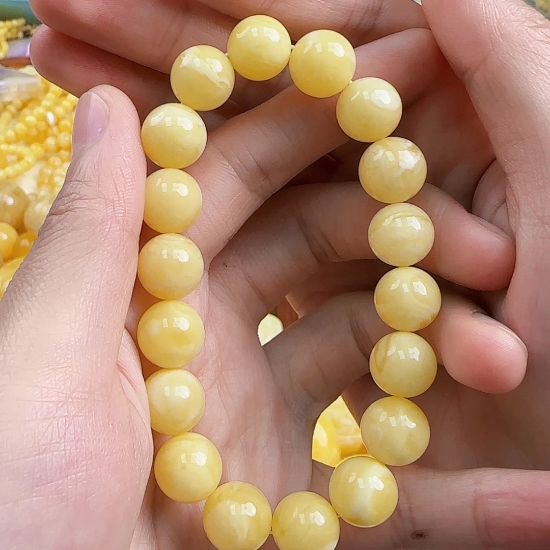 蜜蜡未镶嵌珠宝奇石