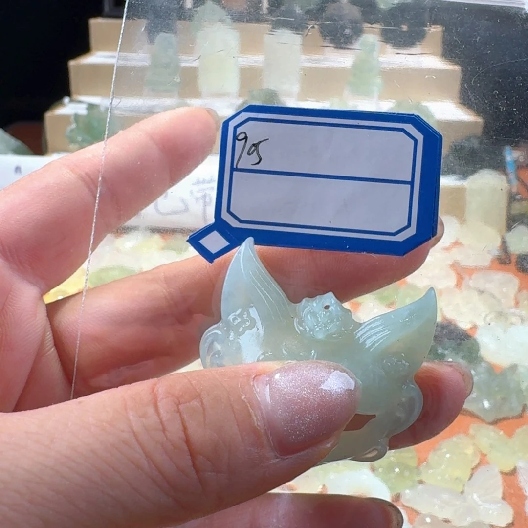 岫玉合金颈饰精美礼品