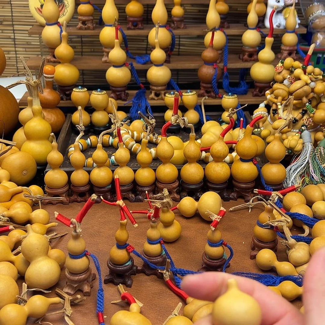 N****.我在外面吃饭呢你在干