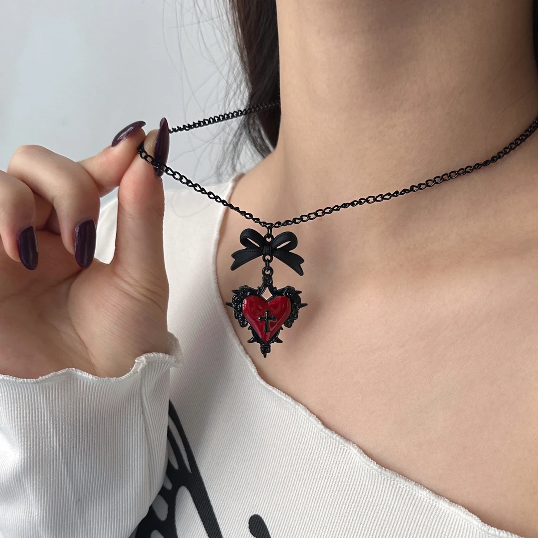 合金项链 X5393-1暗黑朋克高级感时尚红桃心蝴蝶结十字架项链女款