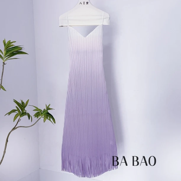 【BBAO•优雅紫•独家定制】三宅褶皱流苏渐变色吊带连衣裙渐变色
