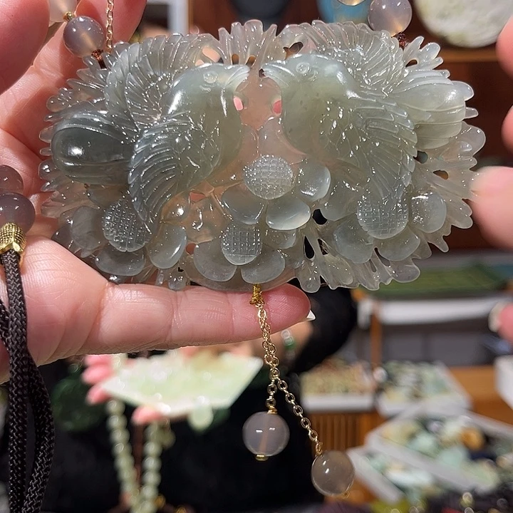 未镶嵌岫玉毛衣链