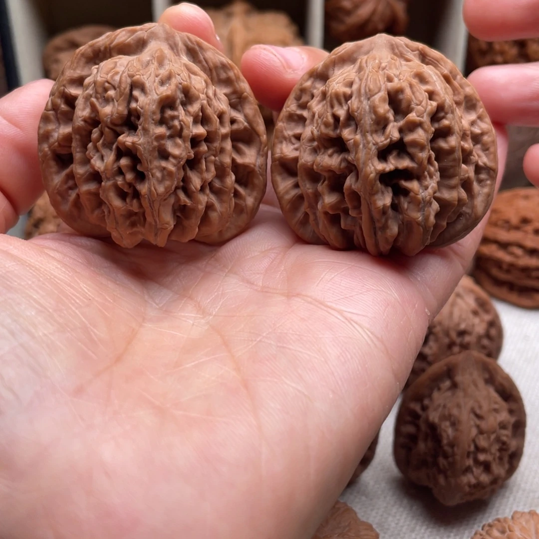 文玩核桃吊坠全品山地楼