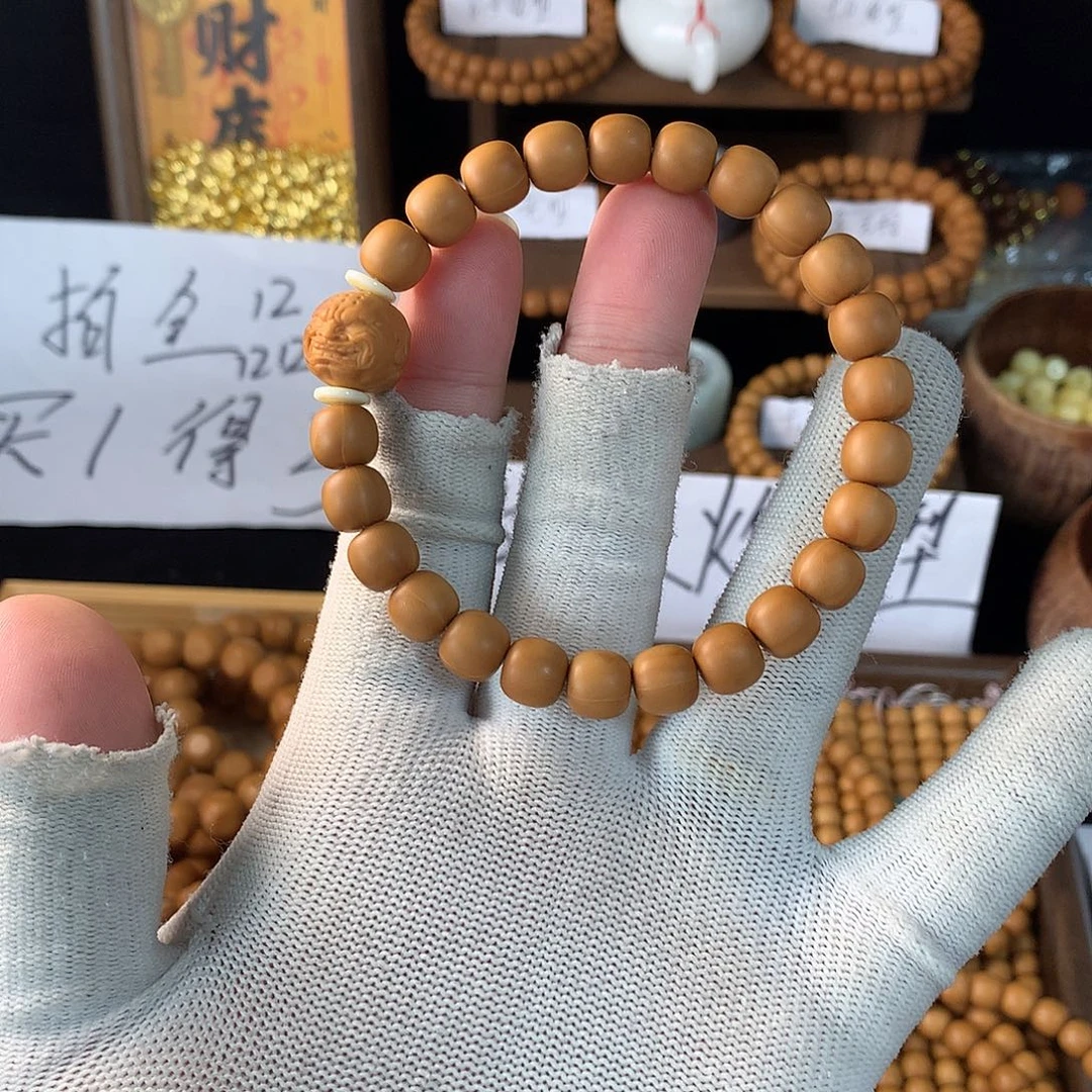 赵****手串猴头核桃9.7猴头小老型