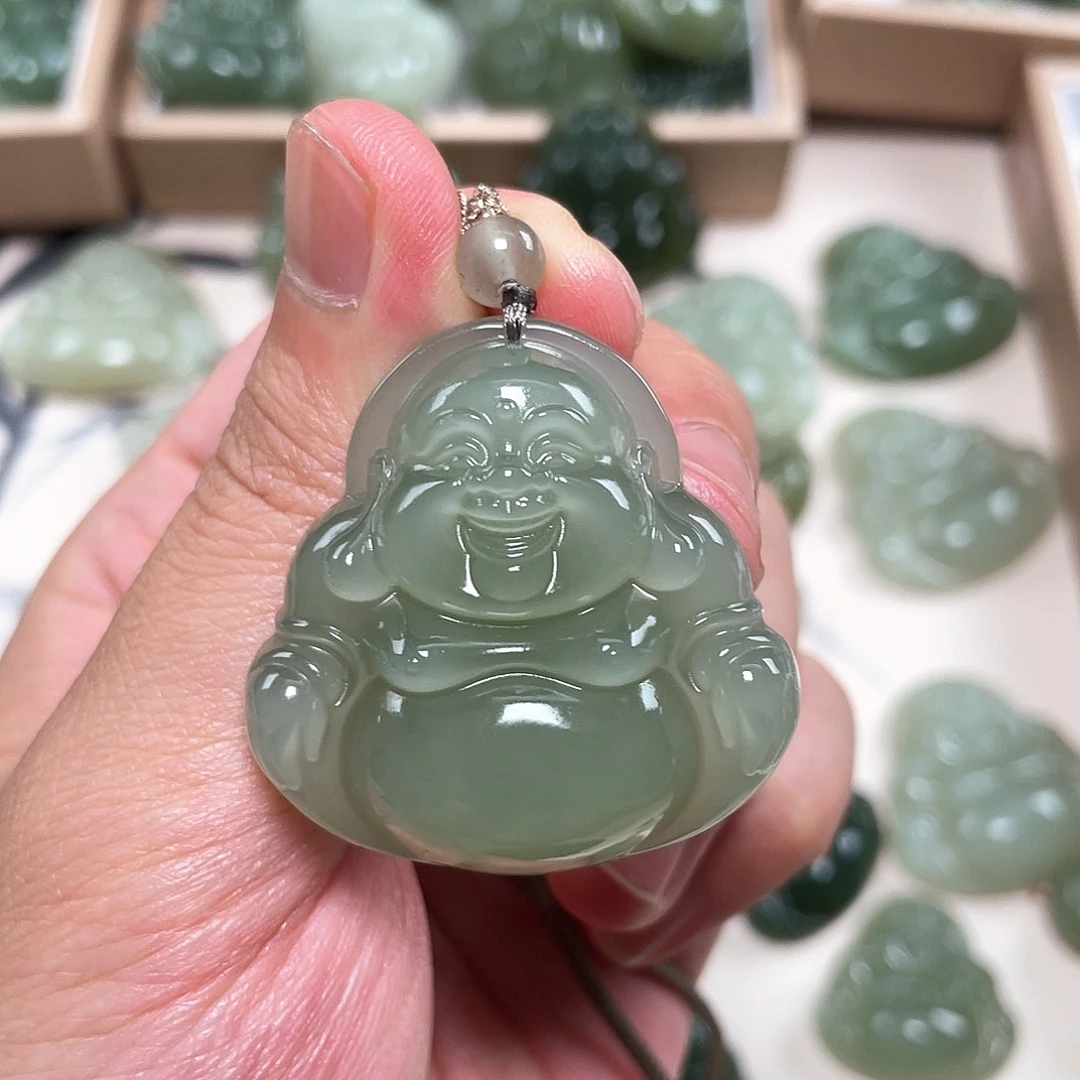 于***静和田玉未镶嵌颈饰捡漏40