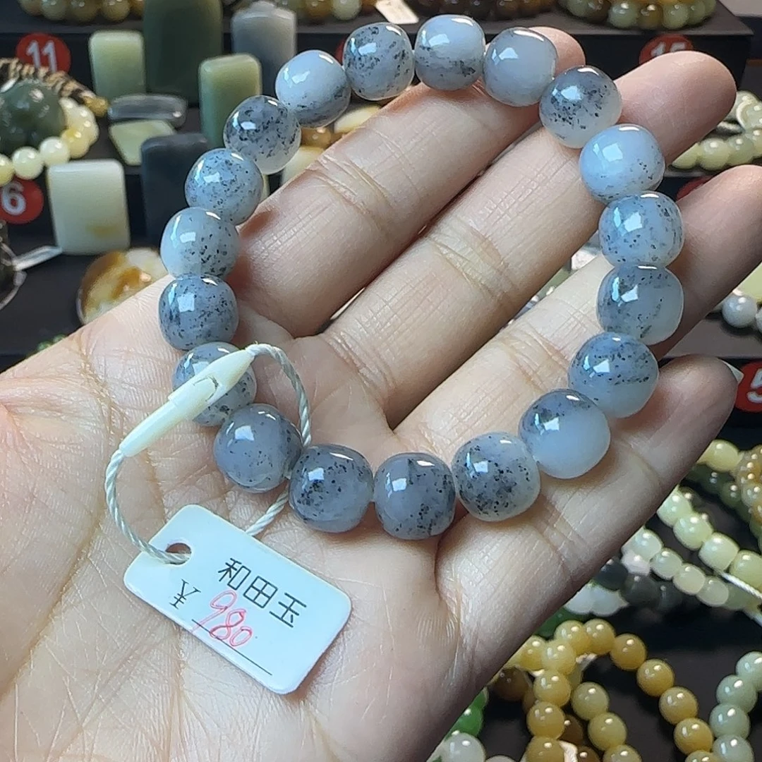 心***境和田玉未镶嵌手链