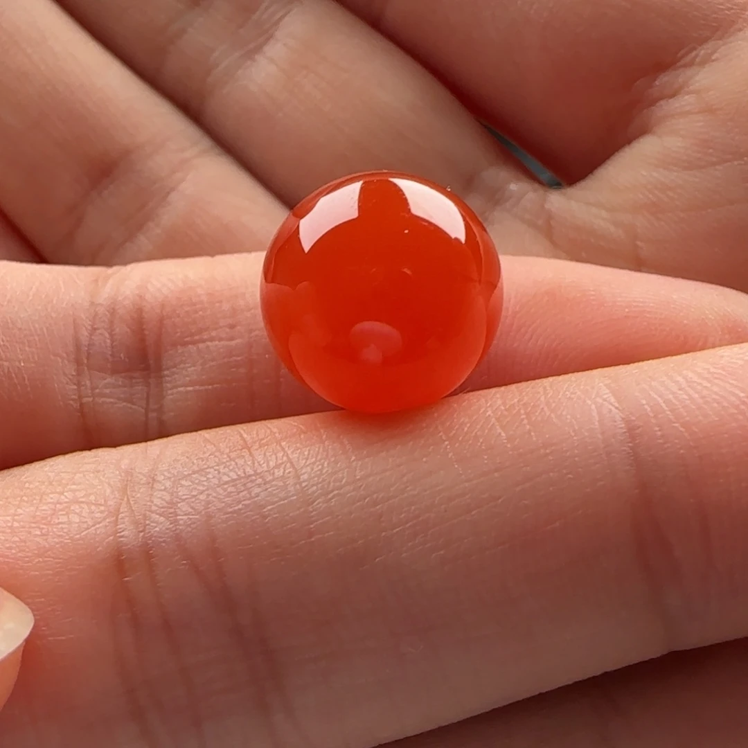南红玛瑙未镶嵌圆珠：13.1裂打孔