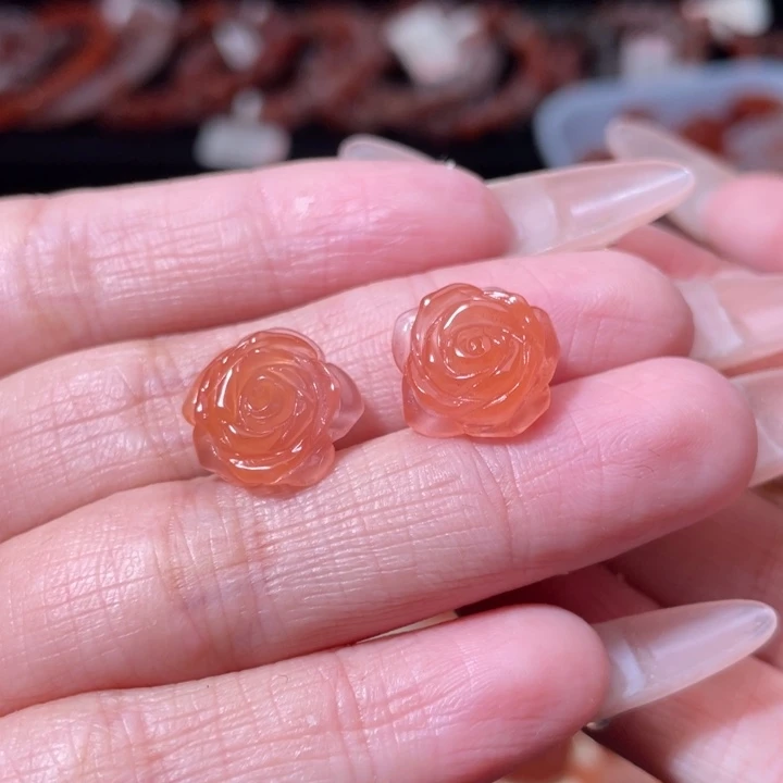 南红玛瑙冰飘配饰山茶花未镶嵌1121