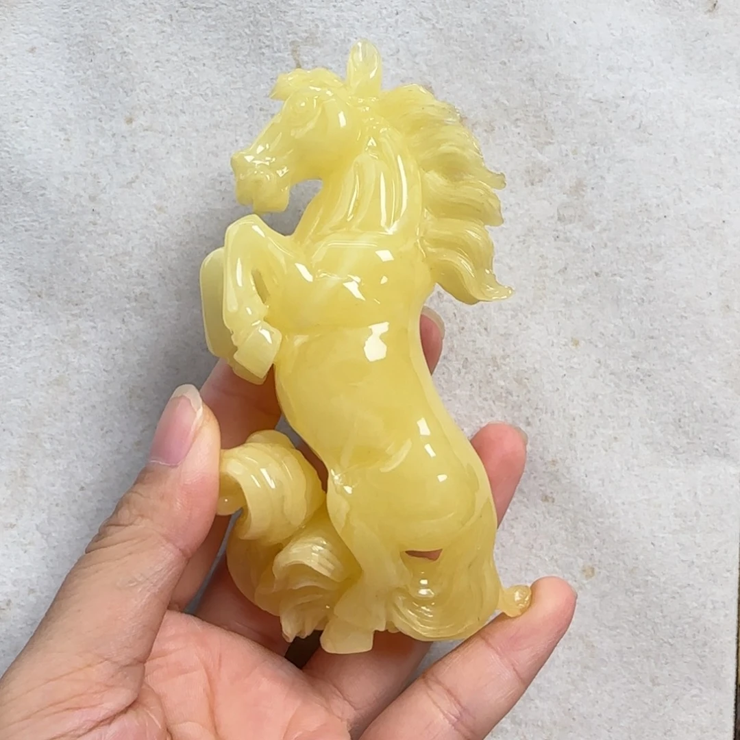 蜜蜡未镶嵌珠宝奇石