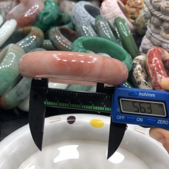 未镶嵌石英质玉珠宝半成品11