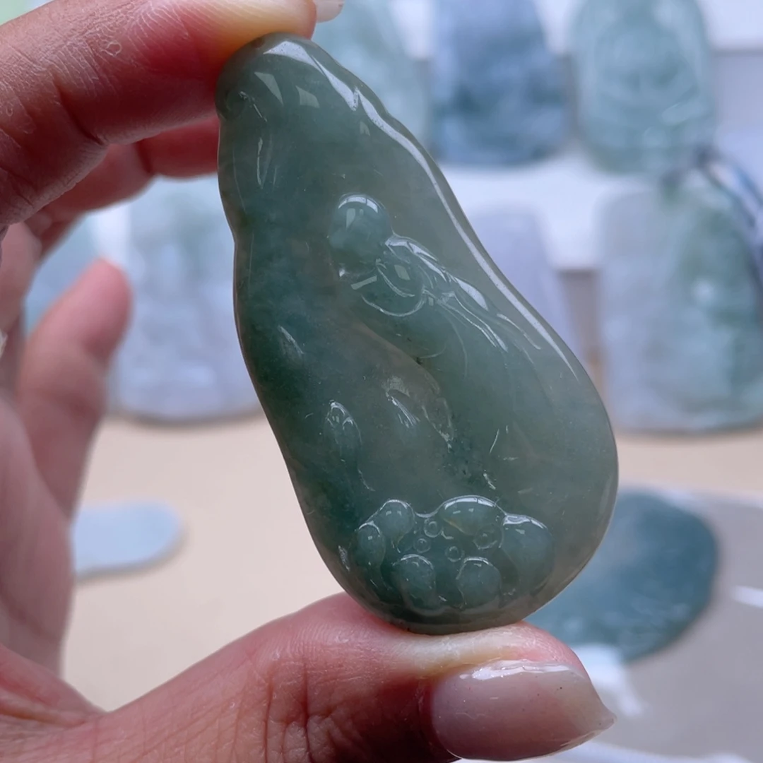 颈饰未镶嵌翡翠悟道