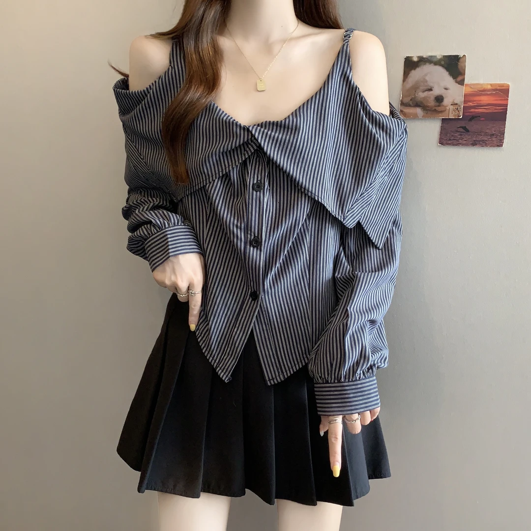 大码女装遮肚子露肩V领条纹衬衫女春秋胖妹妹显瘦设计感纽扣上衣