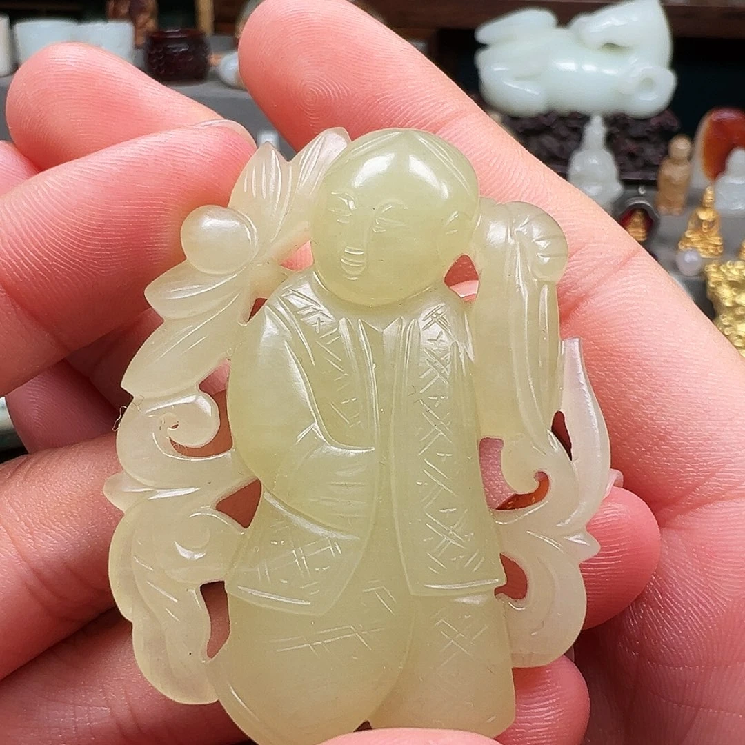 颈饰未镶嵌和田玉（黄玉）九*