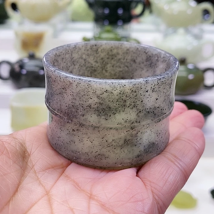 未镶嵌和田玉挂件茶杯70m l