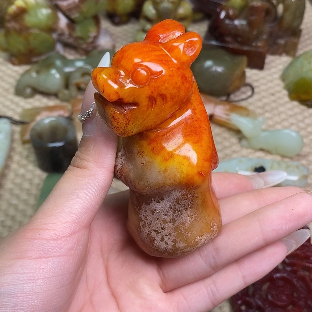 未镶嵌蛇纹石玉颈饰