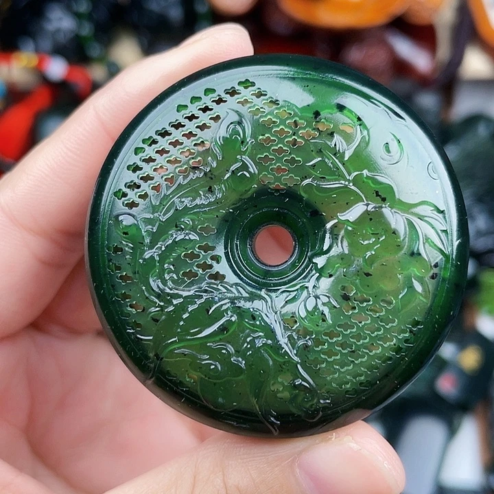 蛇纹石玉未镶嵌手串泰山玉精品香囊毛衣链设计款