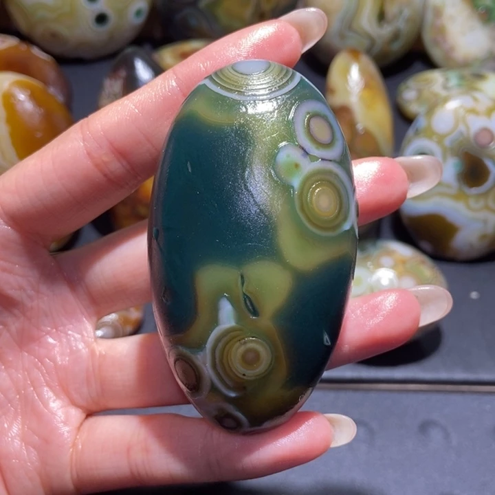 【闪购商品】未镶嵌玛瑙/玉髓珠宝奇石w