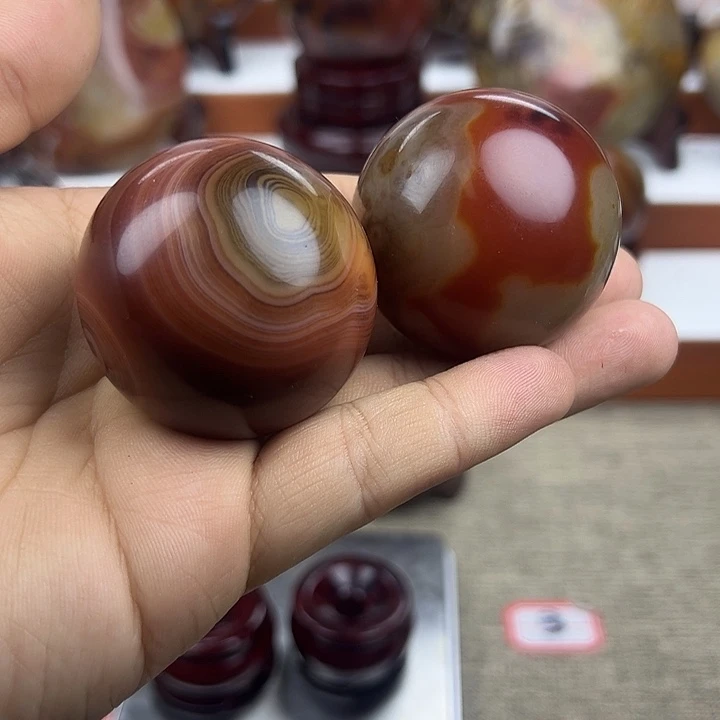 玛瑙/玉髓未镶嵌缠丝玛瑙原石小品石