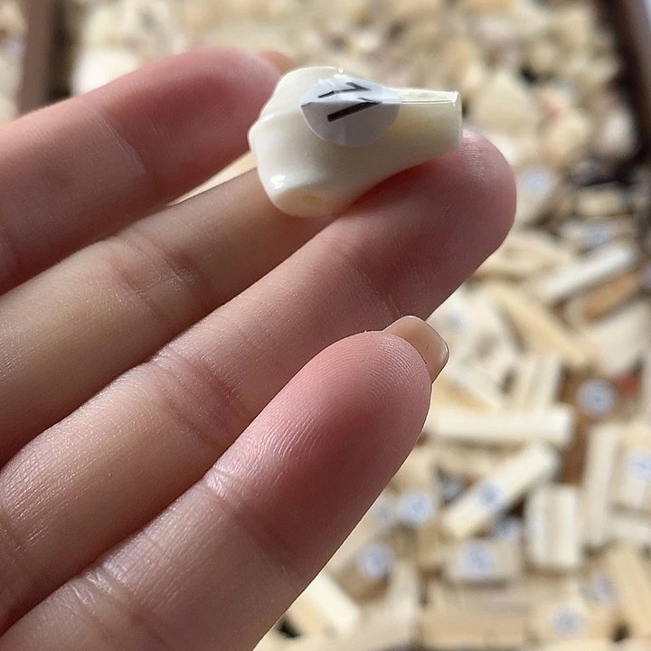 泥塑不打孔联系客服