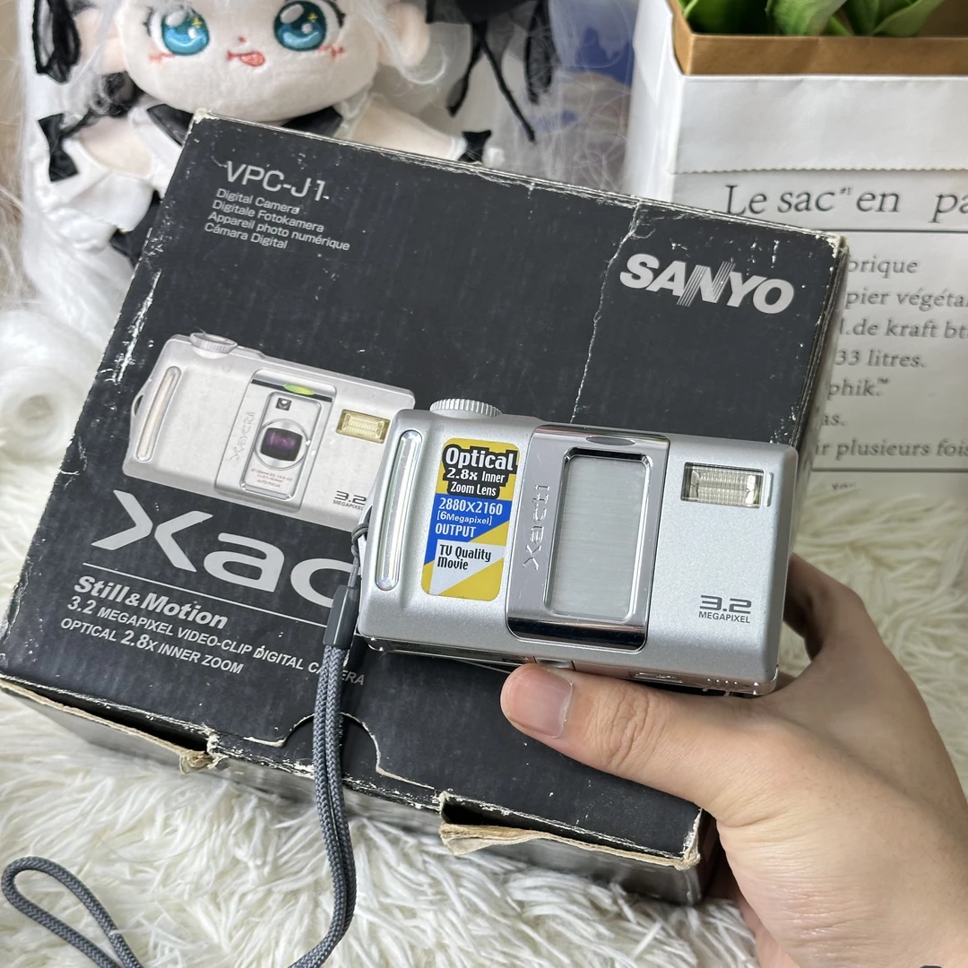 9新  三洋j1箱说齐全外观新复古感冷白皮带配件