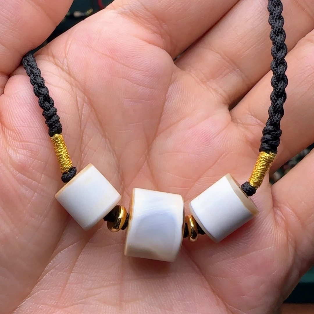 未镶嵌颈饰玛瑙/玉髓