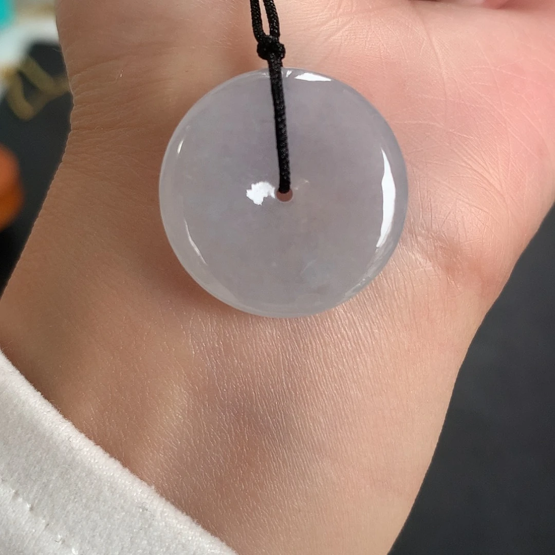 翡翠未镶嵌颈饰扣