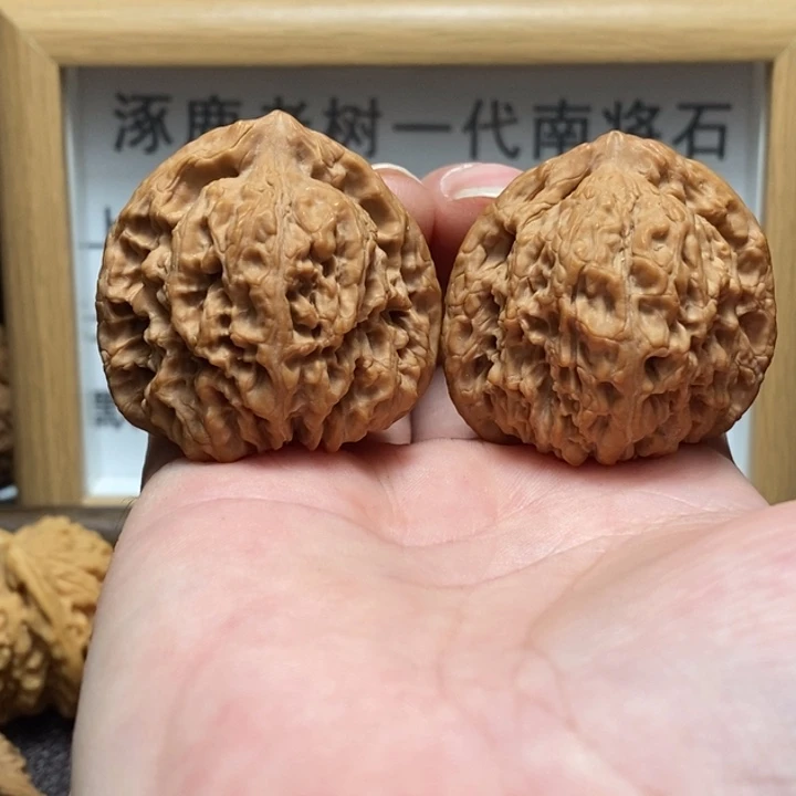 文玩核桃吊坠南疆40/38/38