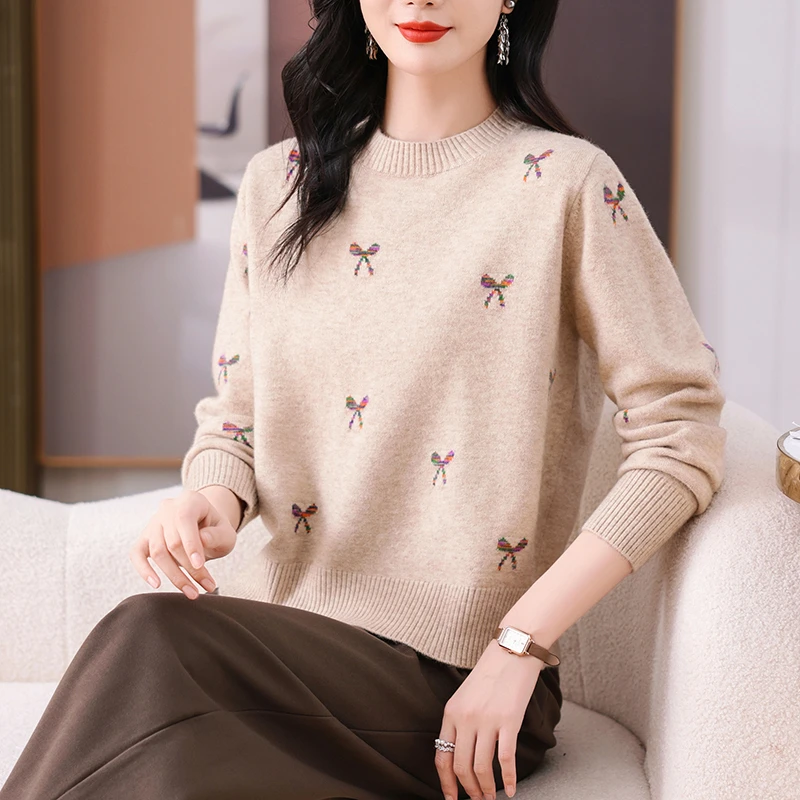 时尚刺绣蝴蝶结套头毛衣女长袖针织打底衫宽松显瘦薄款保暖毛衫X9