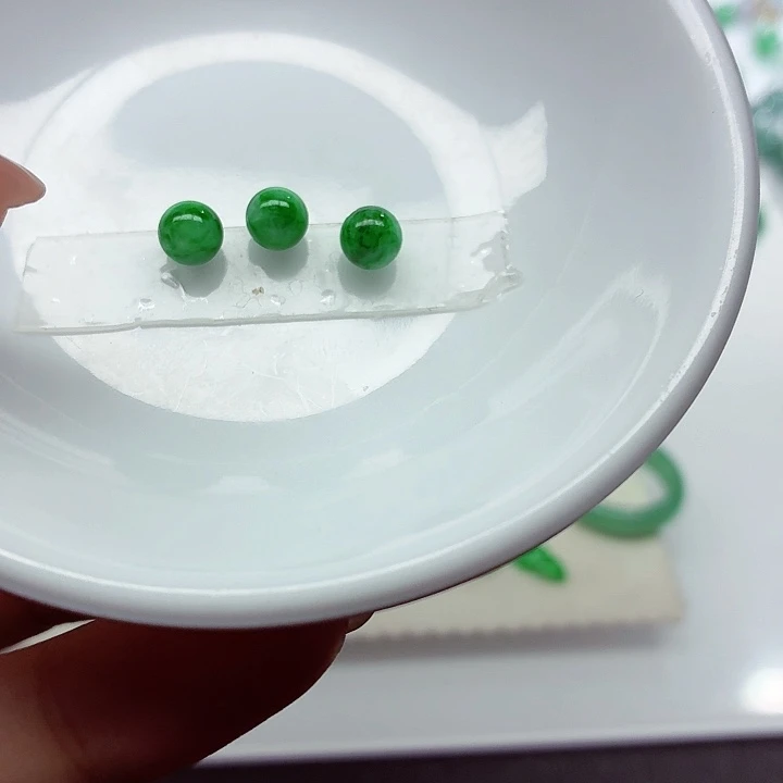 金***多翡翠未镶嵌手链天然缅甸翡翠A货卡6