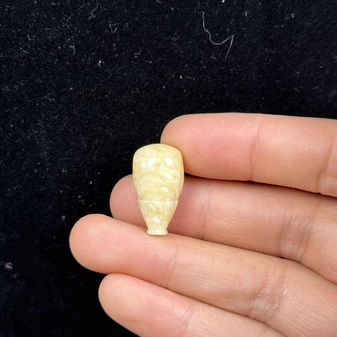Y6935天然原矿蜜蜡 妖花三通 12*22mm抖音基地质检发货