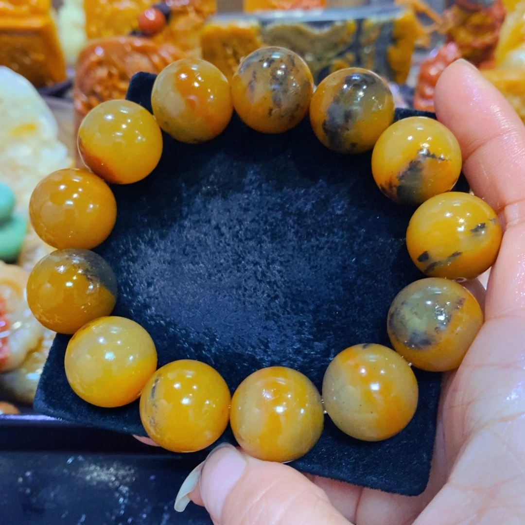 未镶嵌石英质玉（黄龙玉）手链