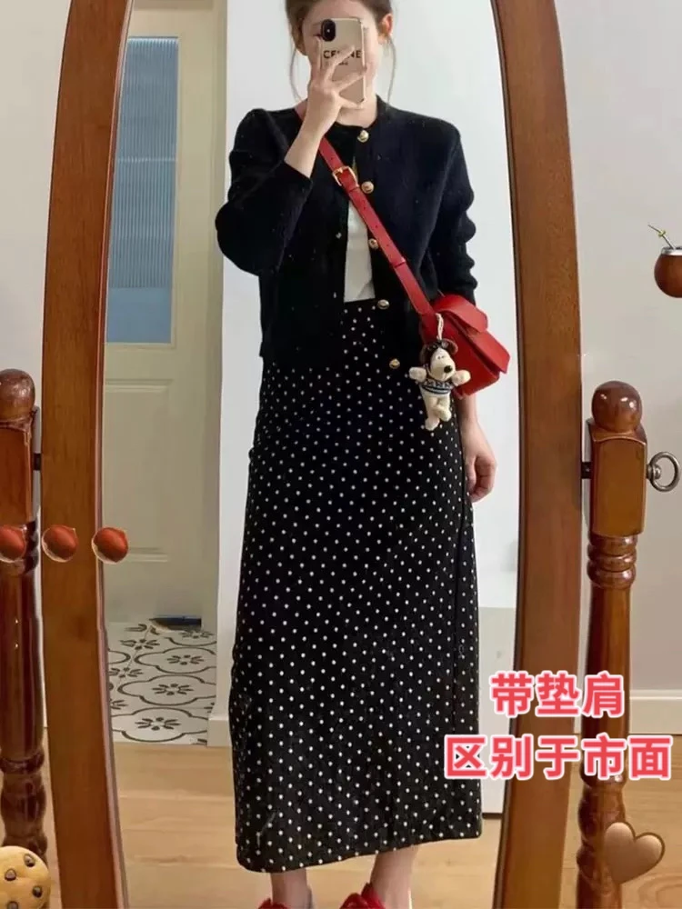 2025新款微胖mm法式针织外套内搭背心早春黑色波点半身裙三件套