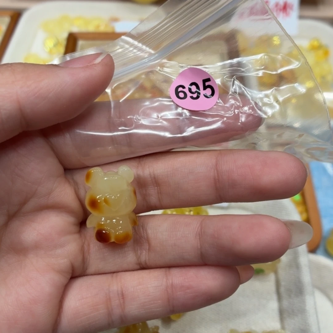 琥珀未镶嵌珠宝奇石蜜蜡