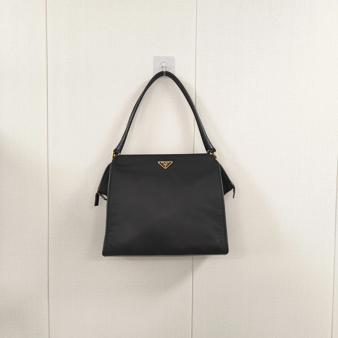 95新 Prada/普拉达 暮野B/普拉达单肩/04078