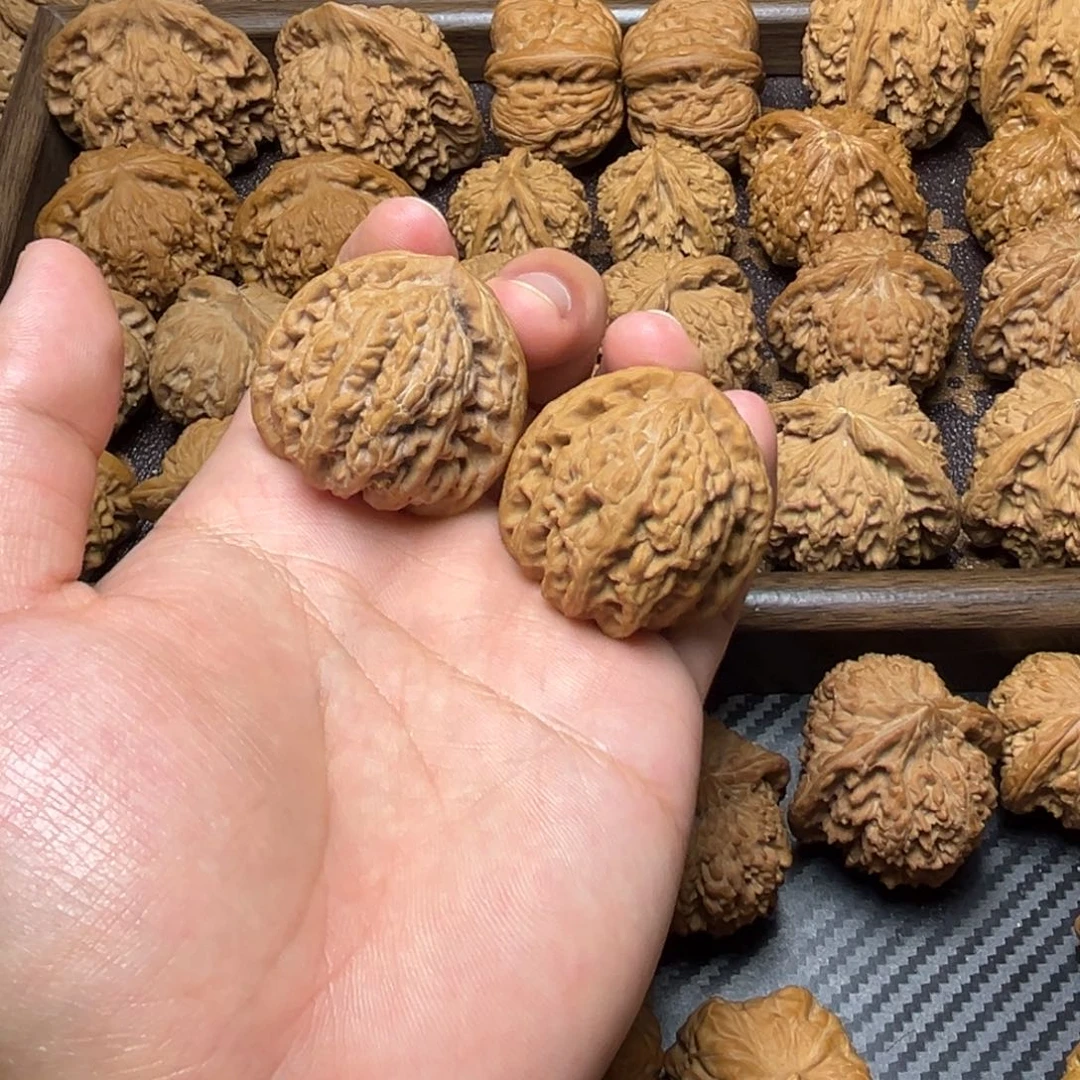吊坠文玩核桃虎头