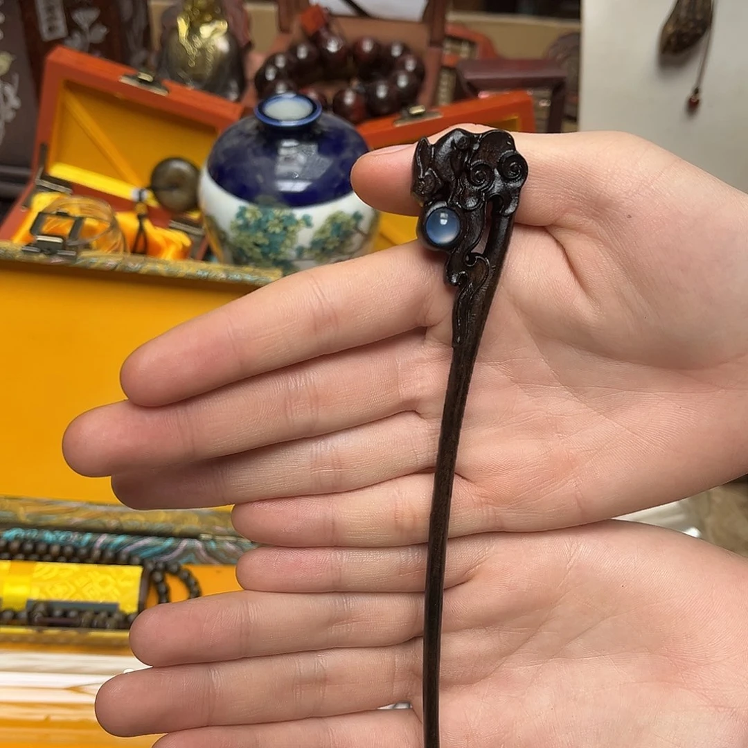 大叶紫檀（黑酸枝木类）