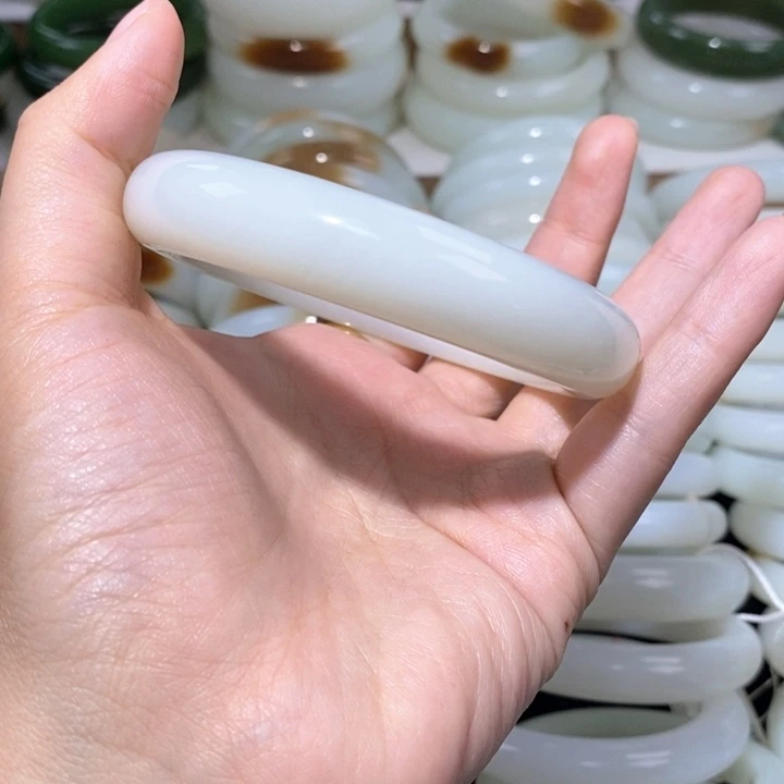 和田玉手镯未镶嵌B****A羊脂白镯
