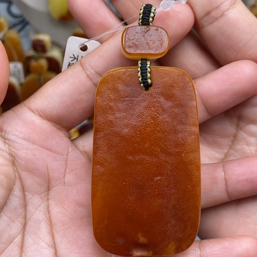 【闪购商品】琥珀颈饰未镶嵌