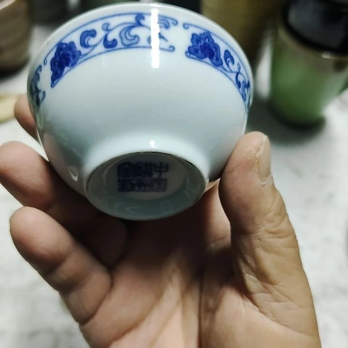 瓷片五厂，七厂各种摆件，瓷片，均有瑕疵！