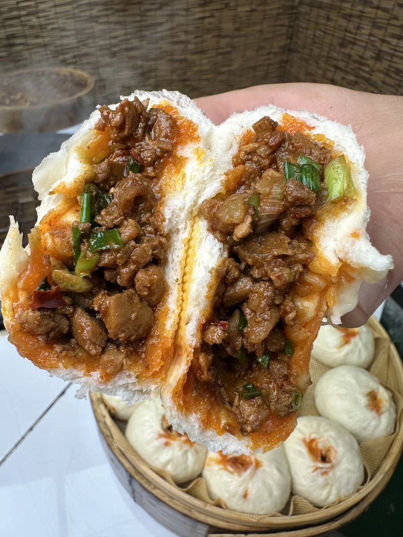 手工早餐包子正宗老面包子巴中酱肉包腊肉盐菜包860克G